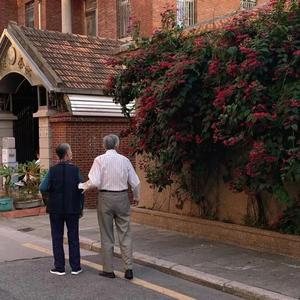 青少年gαy洗澡互吃鳮
